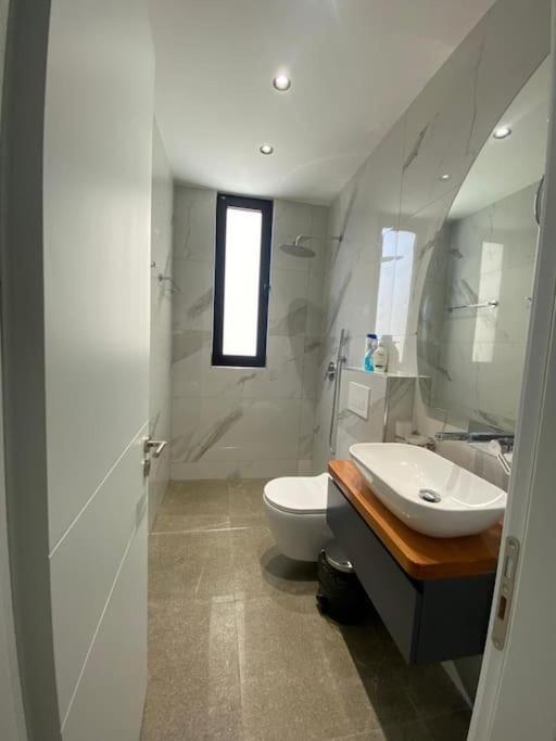Apartment Flat To Rent In *