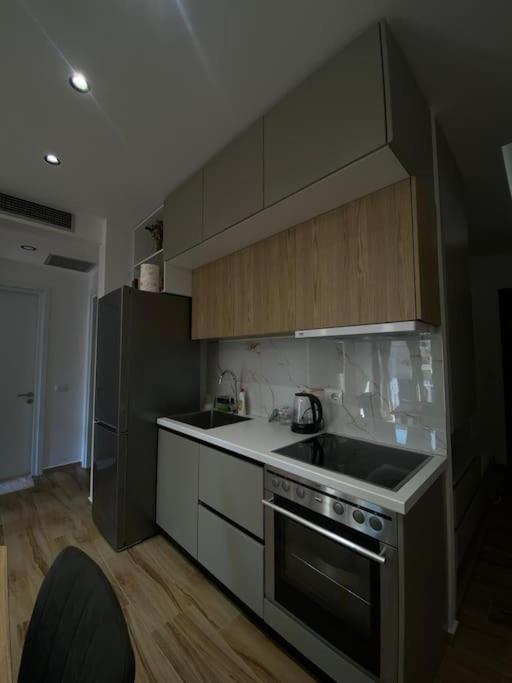 Apartment Flat To Rent In