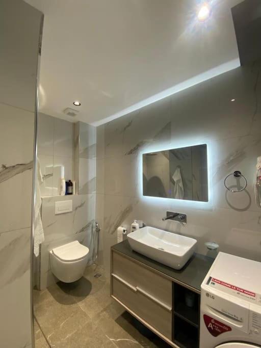 Apartment Flat To Rent In *